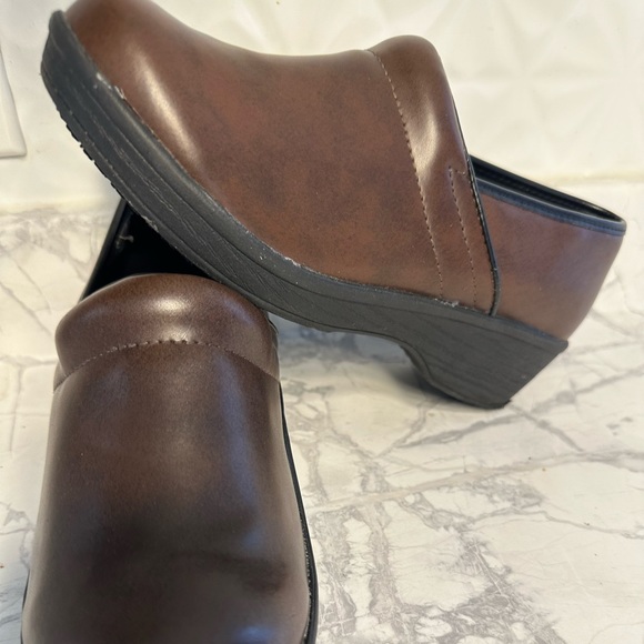 Chaussure pour femme antidérapant comfort - Picture 2 of 7